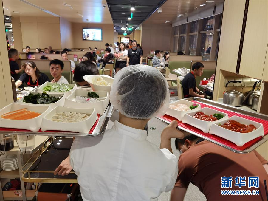 (在習(xí)近平新時(shí)代中國(guó)特色社會(huì)主義思想指引下——新時(shí)代新作為新篇章·習(xí)近平總書記關(guān)切事·圖文互動(dòng))(2)珍惜盤中餐,狠剎浪費(fèi)風(fēng)——各地積極行動(dòng)堅(jiān)決制止餐飲浪費(fèi)