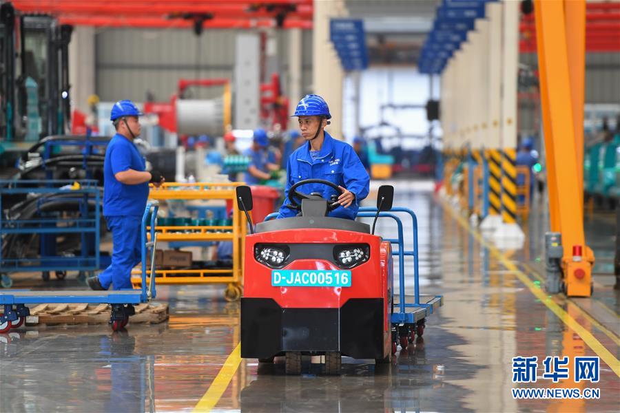 (在習近平新時代中國特色社會主義思想指引下——新時代新作為新篇章·習近平總書記關(guān)切事·圖文互動)(4)推動高質(zhì)量發(fā)展 “湘”當有作為