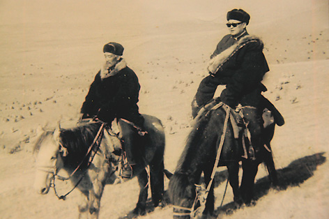 創業實干，一生無怨的拼搏——三論向尕布龍同志學習