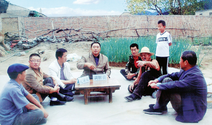 調解“家長里短,雞毛蒜皮”的小事情是李培斌從事的大事業(yè)