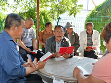 苗振水:讓流動的黨旗分外紅