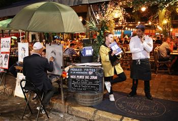 巴黎:夏夜蒙馬特