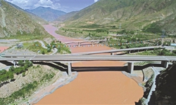 玉樹:興民生水利 潤三江之源