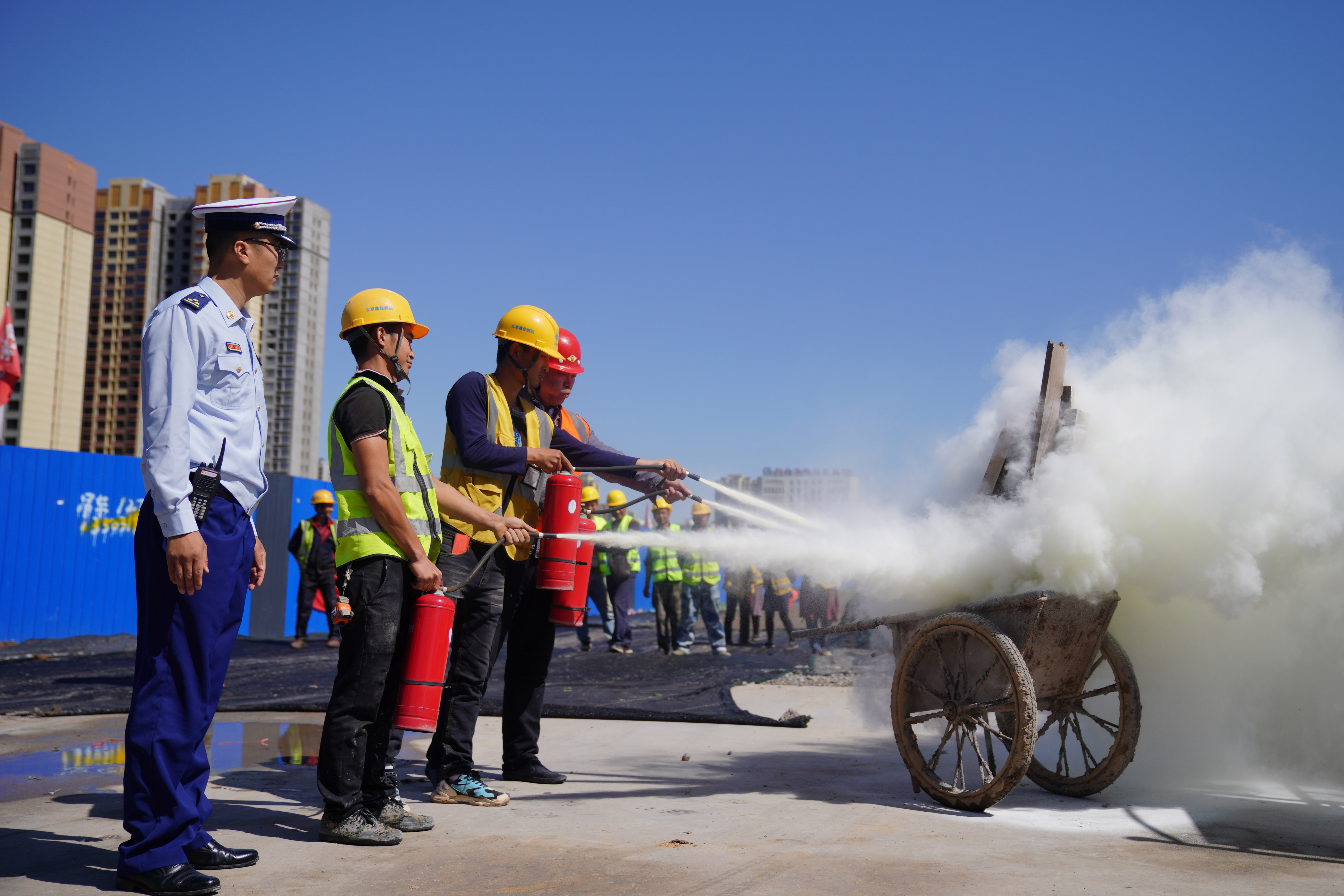 河北邢臺:防災(zāi)減災(zāi)宣傳進(jìn)工地