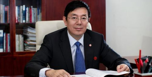 中航飛機董事長、分黨組書記方玉峰——中航飛機要想同國際航空產業強者過招,必須與市場全面接軌,逐步褪去傳統國有企業的“光環”。這就要求我們全力推進企業改革,利用上市平臺,建立先進的法人治理結構,建立高效的、敏捷反應的價值創造主體。