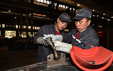 “工人院士”李萬君:大國工匠為中國夢(mèng)提速