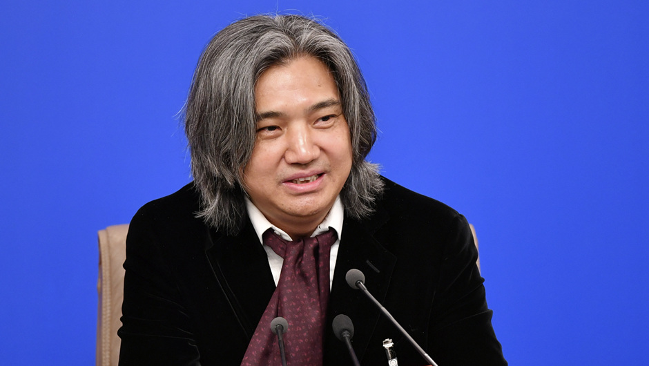 全國(guó)政協(xié)常委、文化文史和學(xué)習(xí)委員會(huì)委員,中國(guó)美術(shù)館館長(zhǎng),中國(guó)美術(shù)家協(xié)會(huì)副主席 吳為山