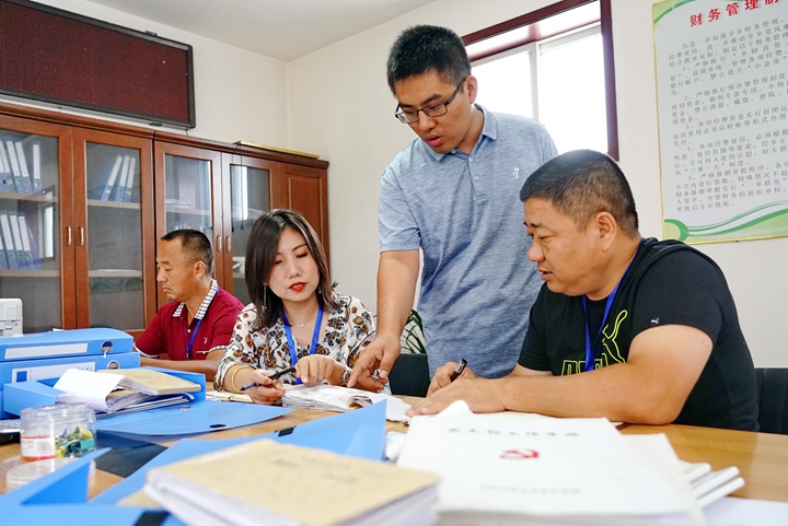 新華社評論員:不斷提高治理腐敗效能