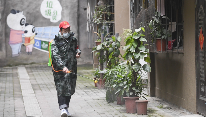 辛識平:致敬!按下“快進鍵”的平凡英雄