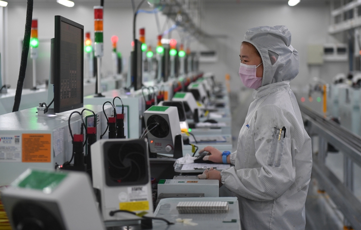 新華社評論員:落實分區(qū)分級精準復工復產