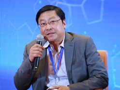 郭詠陽在“醫養結合”對話環節發言