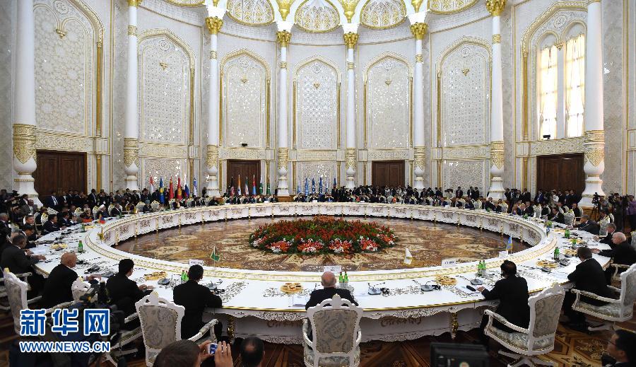 9月12日,上海合作組織成員國元首理事會第十四次會議在塔吉克斯坦首都杜尚別舉行。國家主席習近平出席會議并發表重要講話。新華社記者馬占成攝  9月12日,上海合作組織成員國元首理事會第十四次會議在塔吉克斯坦首都杜尚別舉行。國家主席習近平出席會議并發表重要講話。新華社記者馬占成攝