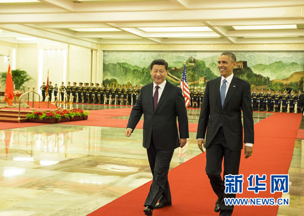 11月12日,國家主席習近平在北京人民大會堂舉行歡迎儀式,歡迎美國總統奧巴馬對中國進行國事訪問。 新華社記者 李學仁 攝 11月12日,國家主席習近平在北京人民大會堂舉行歡迎儀式,歡迎美國總統奧巴馬對中國進行國事訪問。 新華社記者 李學仁 攝