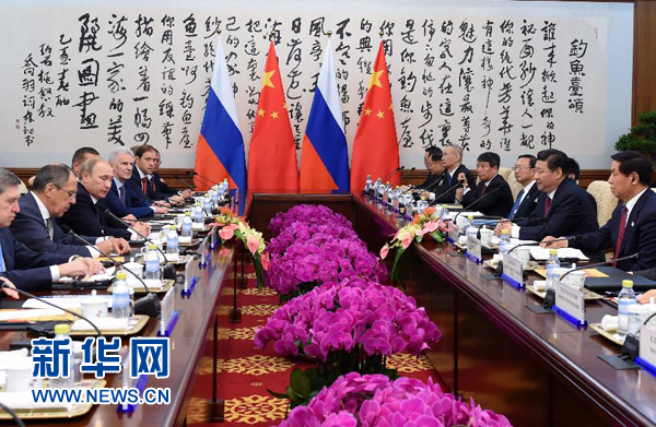 11月9日,中國國家主席習近平在北京釣魚臺國賓館會見俄羅斯總統普京。新華社記者 饒愛民 攝 11月9日,中國國家主席習近平在北京釣魚臺國賓館會見俄羅斯總統普京。新華社記者 饒愛民 攝