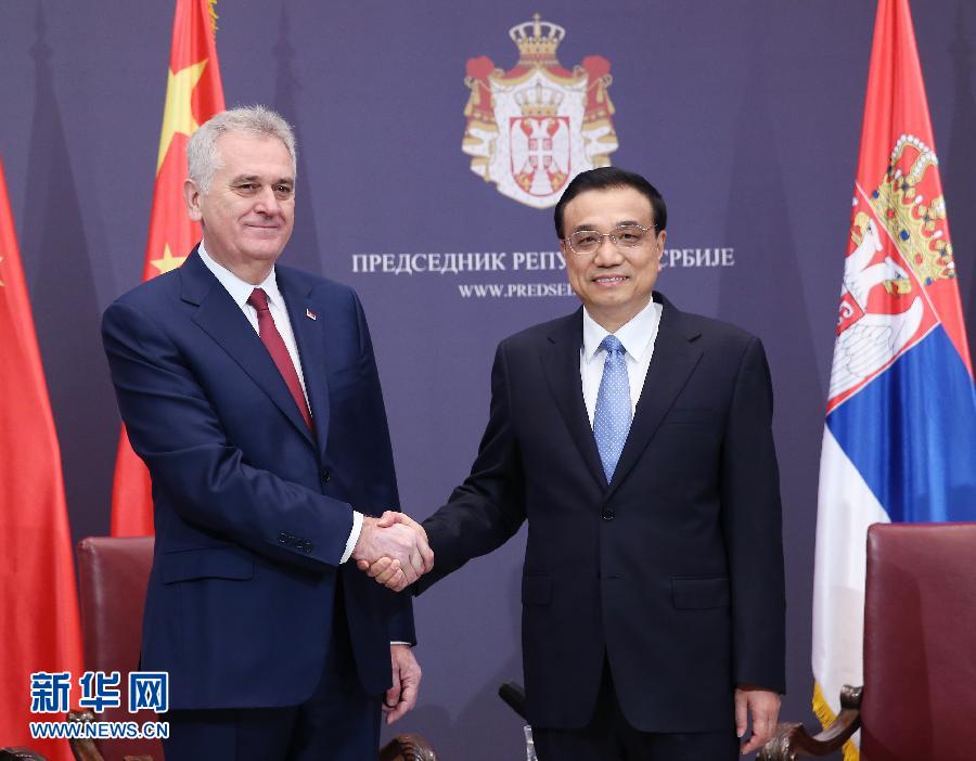 12月18日，中國國務院總理李克強在貝爾格萊德會見塞爾維亞總統尼科利奇。 新華社記者姚大偉攝
