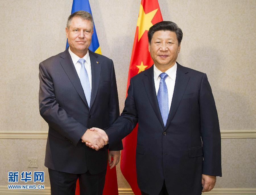 9月26日,國家主席習近平在紐約會見羅馬尼亞總統約翰尼斯。新華社記者黃敬文攝  9月26日,國家主席習近平在紐約會見羅馬尼亞總統約翰尼斯。新華社記者黃敬文攝