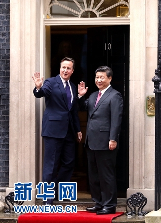 10月21日,國家主席習近平在倫敦唐寧街首相府同英國首相卡梅倫舉行會談。 新華社記者 鞠鵬 攝  10月21日,國家主席習近平在倫敦唐寧街首相府同英國首相卡梅倫舉行會談。 新華社記者 鞠鵬 攝