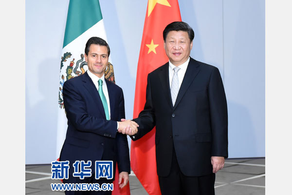 11月16日,國家主席習近平在土耳其安塔利亞會見墨西哥總統(tǒng)培尼亞。 新華社記者張鐸攝 11月16日,國家主席習近平在土耳其安塔利亞會見墨西哥總統(tǒng)培尼亞。 新華社記者張鐸攝
