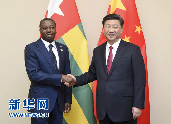 12月3日，國家主席習(xí)近平在約翰內(nèi)斯堡會見多哥總統(tǒng)福雷。新華社記者 謝環(huán)馳 攝 