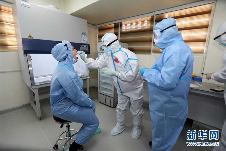 (聚焦疫情防控·圖文互動(dòng))(4)風(fēng)雨并肩 攜手戰(zhàn)“疫”——中國(guó)抗疫命運(yùn)與共的生動(dòng)實(shí)踐