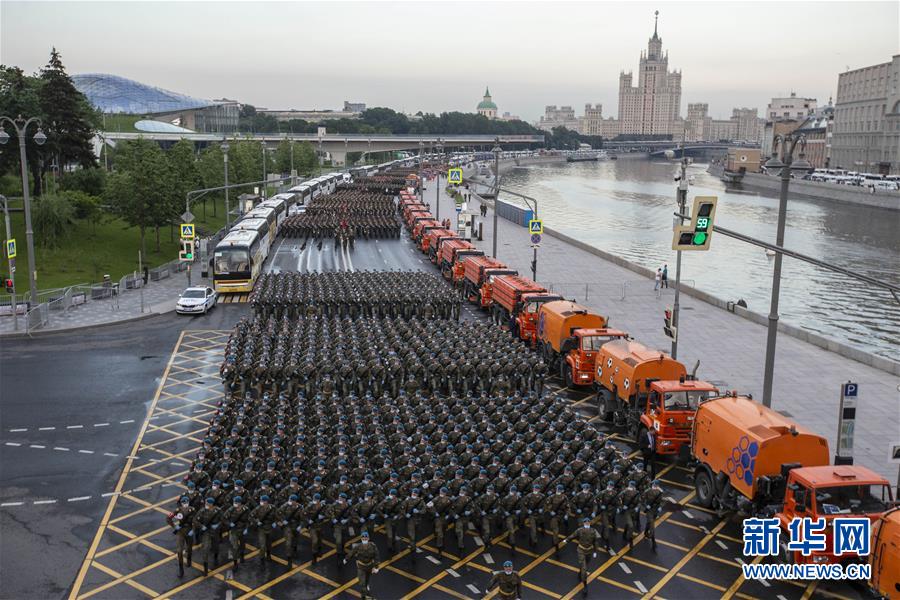 (國際)(5)俄羅斯舉行紀念衛國戰爭勝利75周年閱兵式彩排