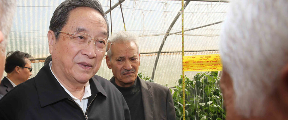 俞正聲參觀碩果農業合作社