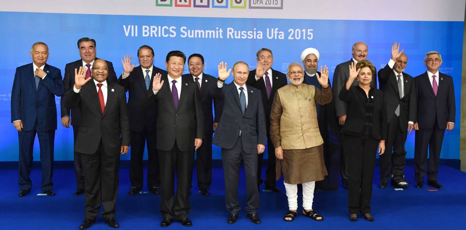 習近平出席金磚國家同歐亞經濟聯盟、上海合作組織成員國、觀察員國及受邀國領導人對話會