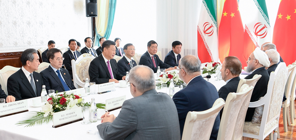 習近平會見伊朗總統魯哈尼