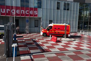 尼斯恐襲大部分傷員在醫院接受救治(圖)